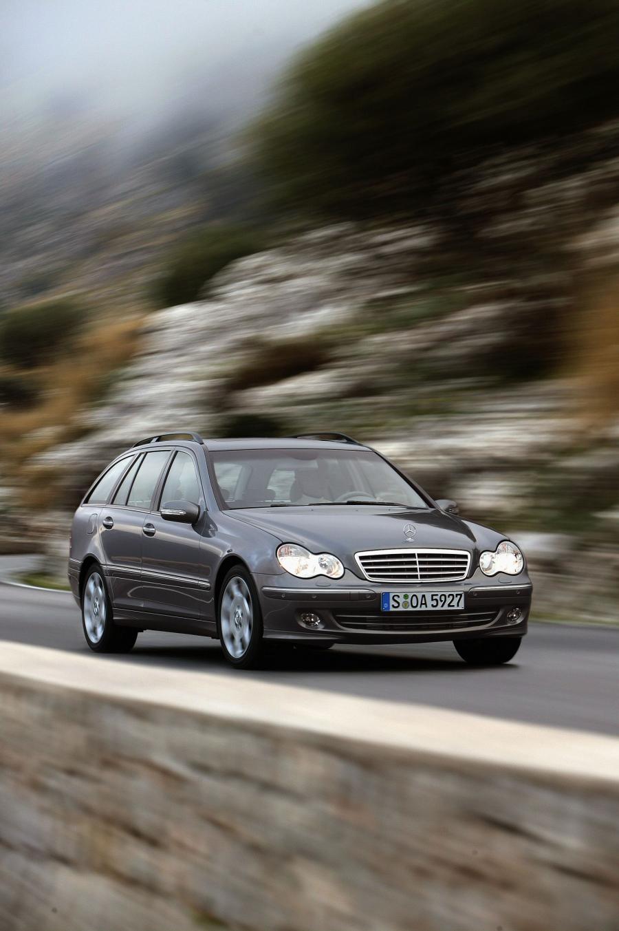  Mercedes-Benz C-Class Estate 2004 года  (фото 50 из 68)